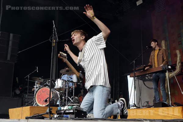 GLASS ANIMALS - 2017-07-22 - PARIS - Hippodrome de Longchamp - Alternative Stage - David Algernon Bayley - Joseph Seaward - Andrew L Macfarlane